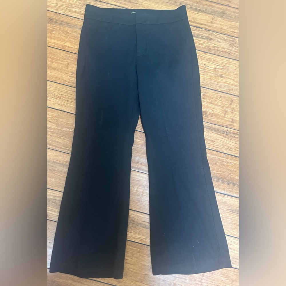 Vince stretch black pant.